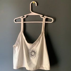 White crop tank top with sun romwe size small